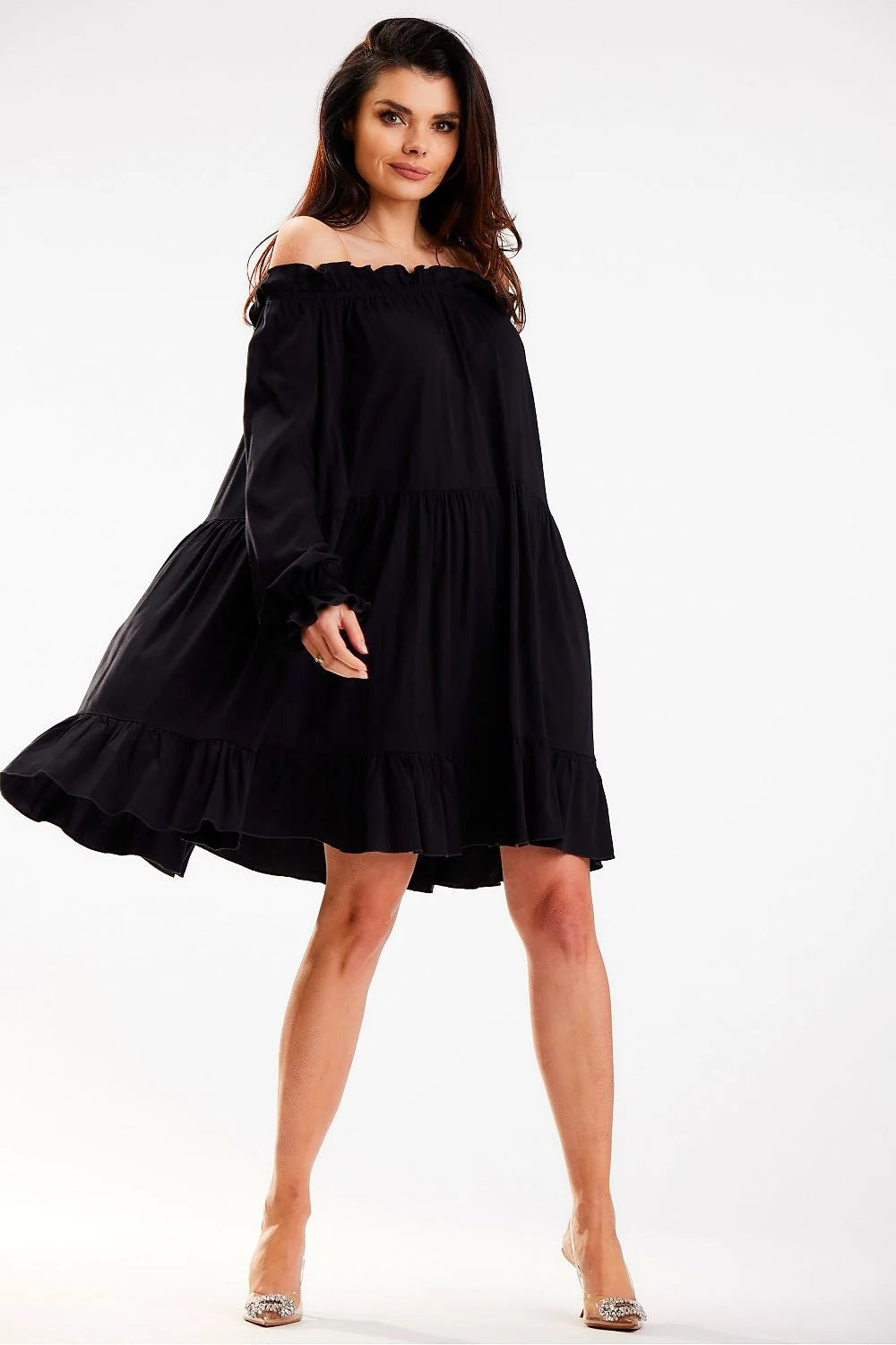 robe bardot noire mini bohème chic épaules dénudées manches longues bouffantes volants ceinture nouée ajustable viscose fluide