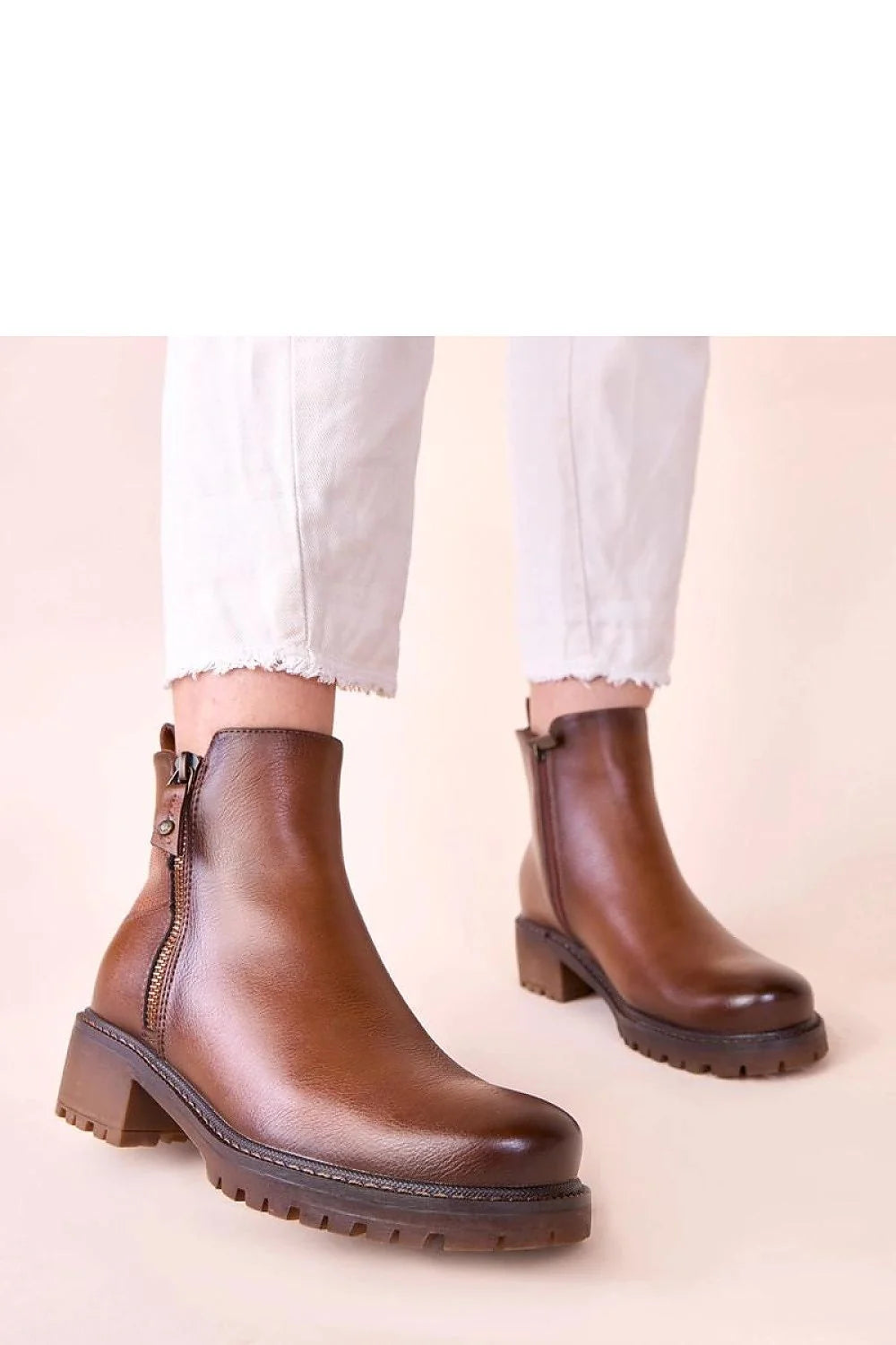bottines marron cognac talon subtil bloc moyen semelle crantée antidérapante cuir grainé synthétique confort quotidien cheville fermeture éclair décorative Gemre