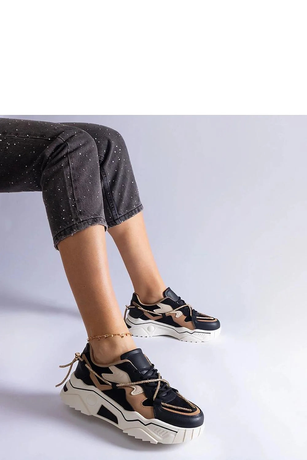 Baskets modernes pour femmes design audacieux couleurs contrastantes matériaux durables confort maximal baskets chunky semelle épaisse lacets contrastants cuir synthétique