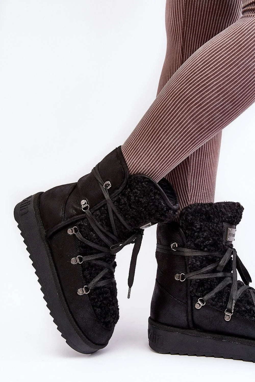 Bottes de neige pour femmes en microfibre imperméable et fausse fourrure, style après-ski, anti-glisse, végan, confort hiver, mode élégant