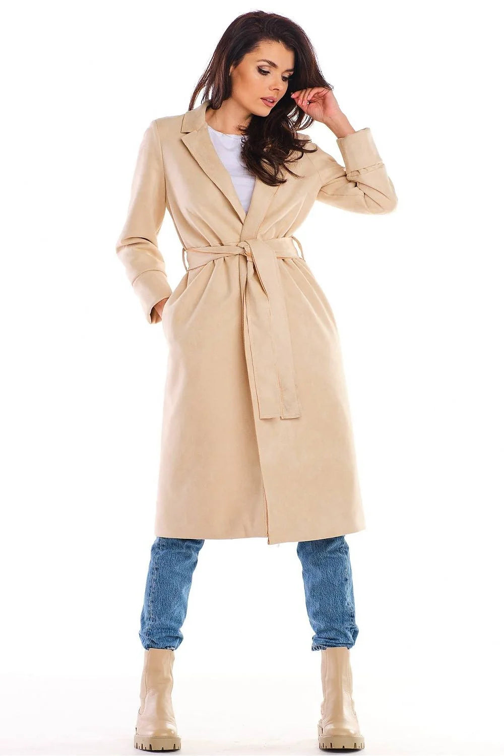 Manteau femme daim doux moderne rose pâle coupe droite élégant style urbain streetwear chic