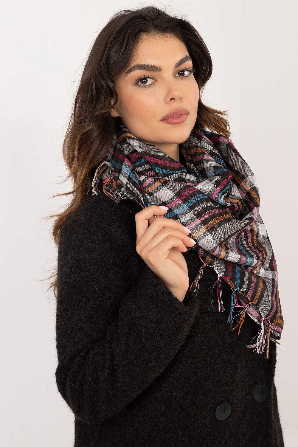 Écharpe pour femmes design carreaux multicolores moderne chic avec franges en tissu doux confortable pour tenues hiver