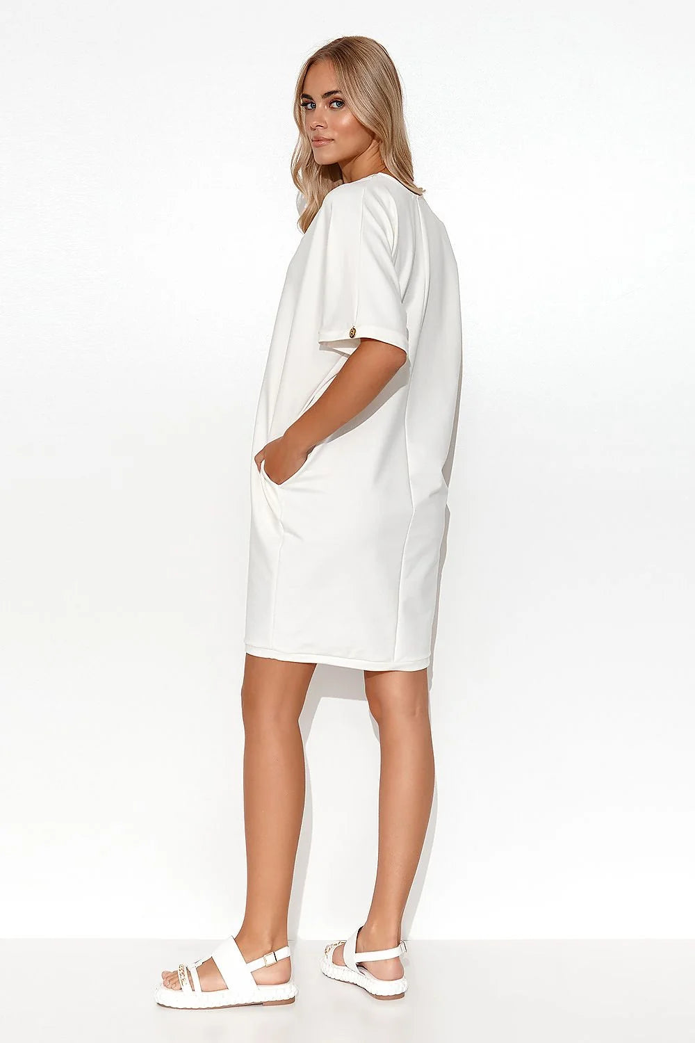 Robe blanche Makadamia style minimaliste coupe droite manches courtes en coton femme occasion quotidienne