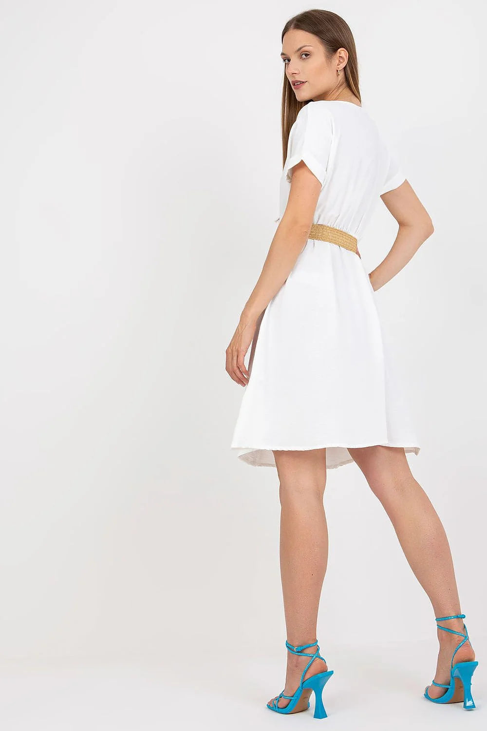 Robe de jour élégante Parisienne manches courtes en coton beige taille ajustable pour femme