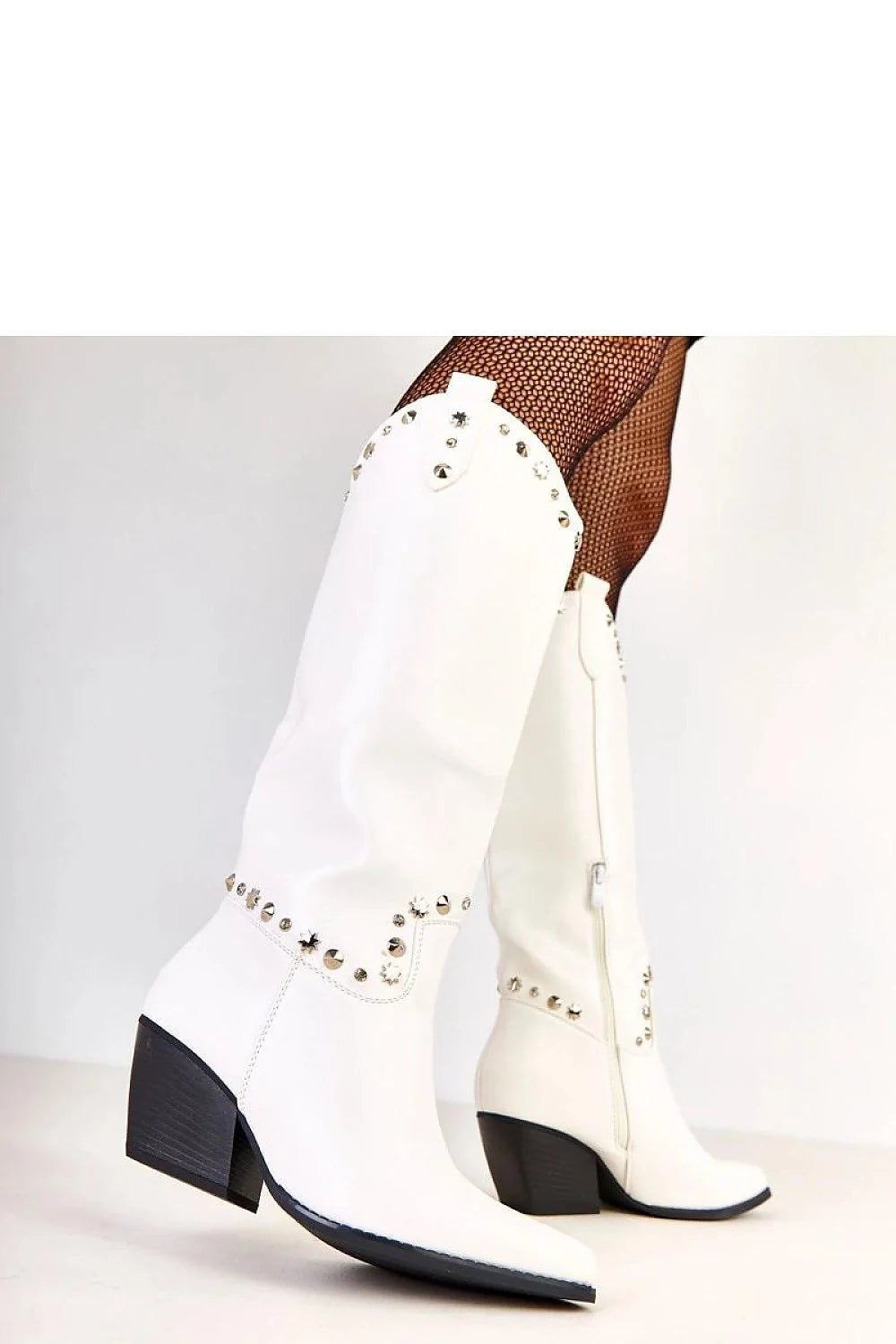 bottes femme western cowgirl tige35cm hauteur genou similicuir blanc lisse boutpointu talon cubain 7cm clous argentés étoiles confortables