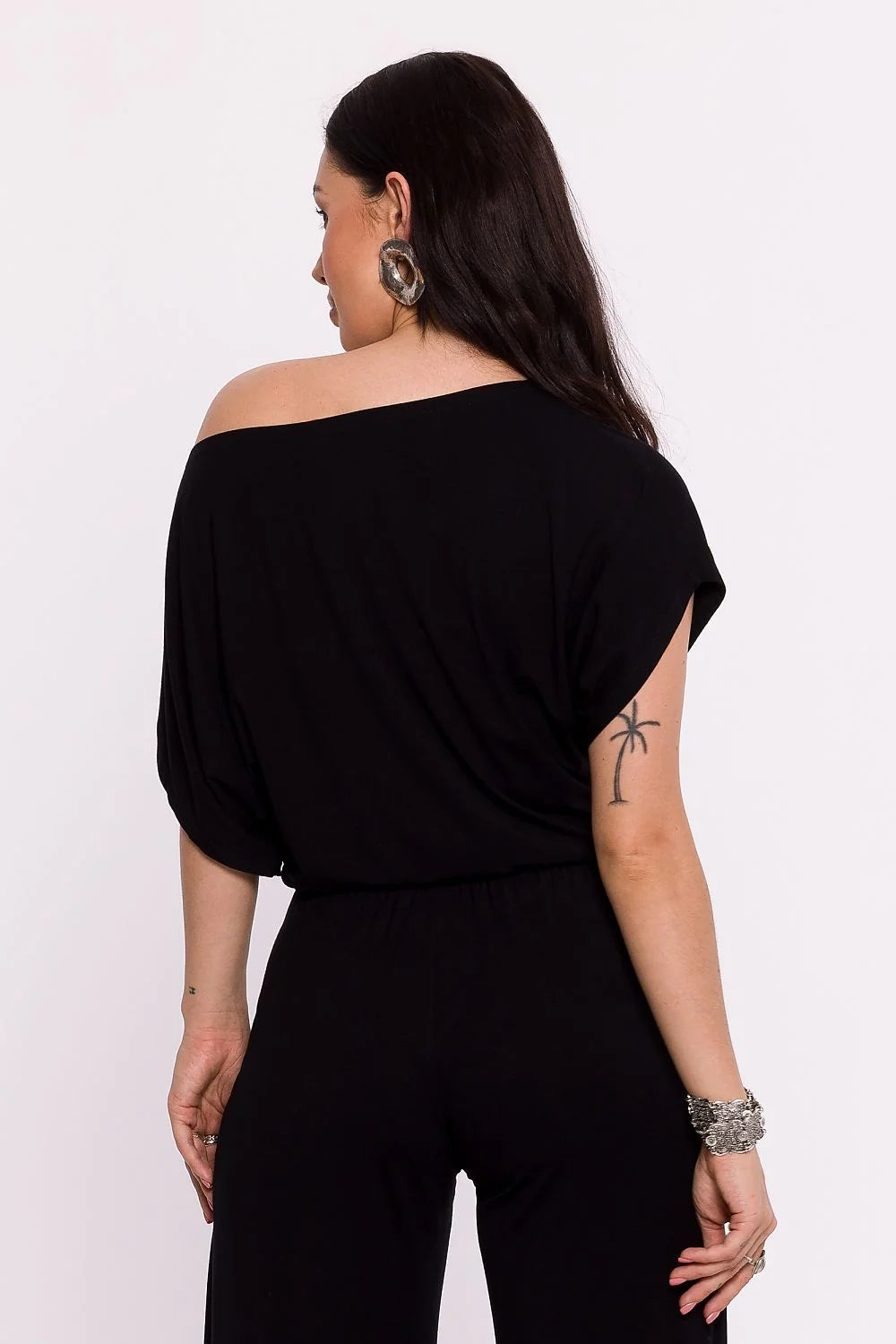 Chemisier Be Wear en maille viscose noire, style moderne, coupe ample, manches larges, encolure asymétrique, femme élégante, confortable, occasion多种