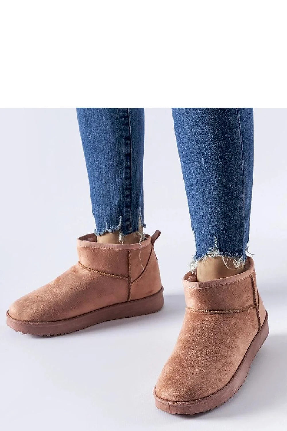 Bottes de neige pour femmes en suédine marron clair, confortables, style moderne, idéales pour les journées froides