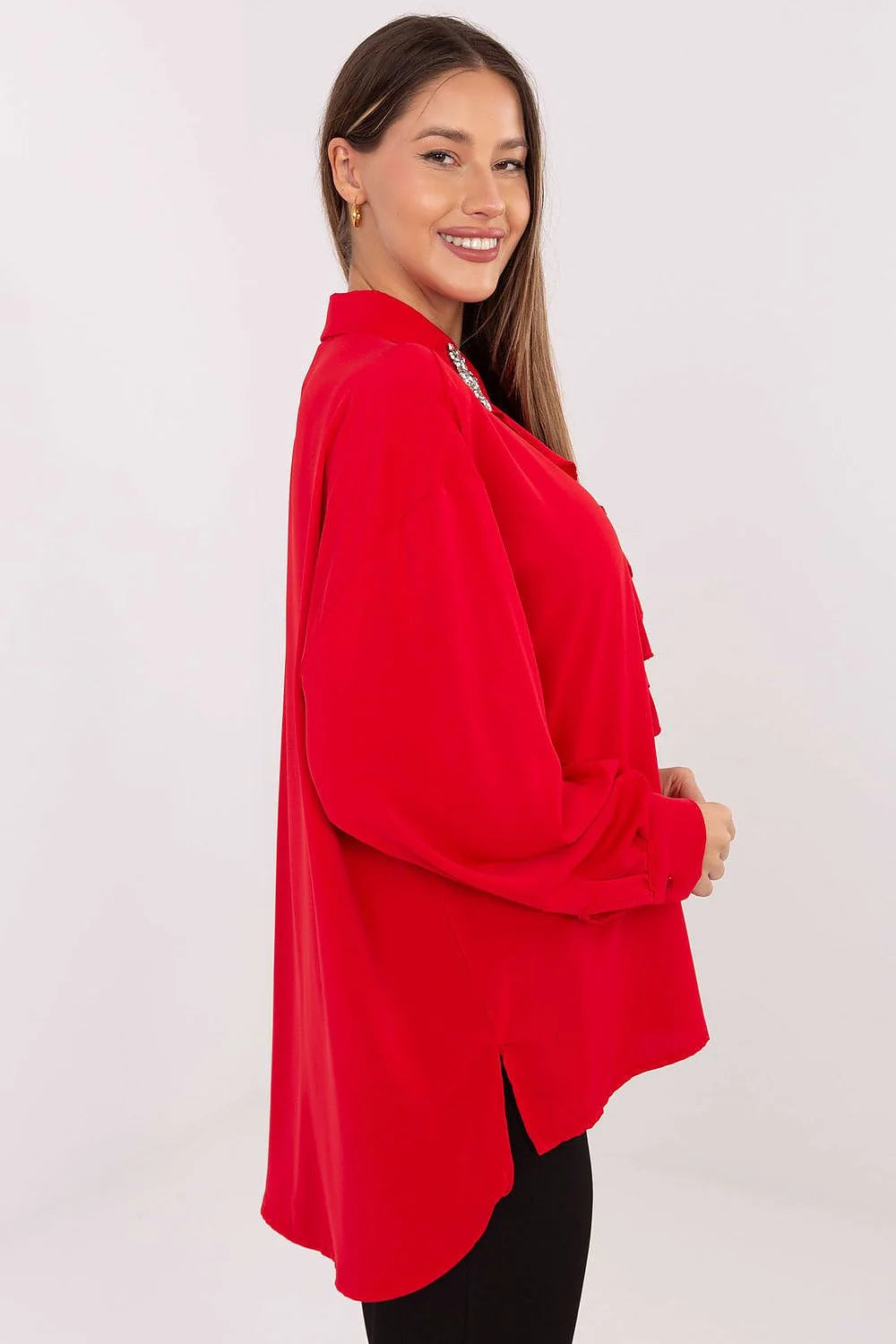 chemisier élégant féminin asymétrique dos long col large jabot subtil manches bouffantes polyester léger ajusté silhouette