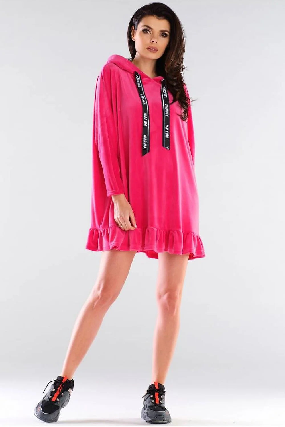 Robe de nuit velours rose vif confortable ample à capuche manches longues style casual moderne