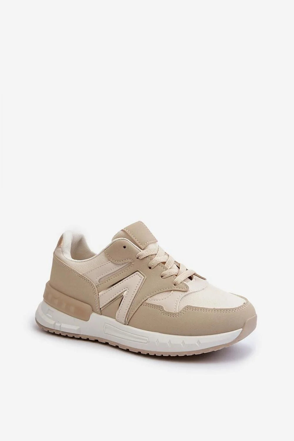 Chaussures de sport élégantes pour femmes, design moderne, plateforme délicate, confort maximal, style polyvalent, cuir artificiel, semelle piano, hauteur tige 7.5 cm, tailles 36-41