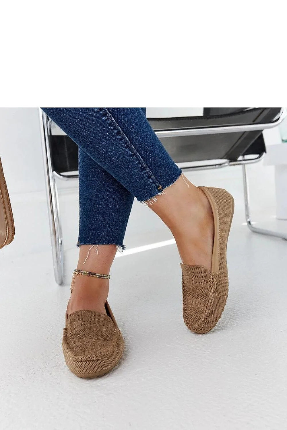mocassins femme tissu beige Fiammetta classique bout arrondi confortable été maille respirante semelle souple flexible légère bride cheville perles multicolores