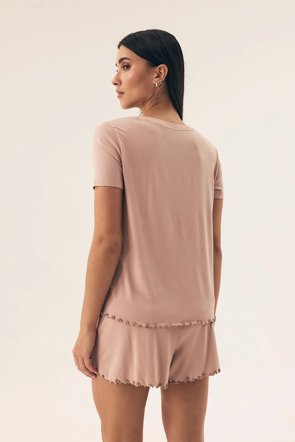 Pyjama Henderson féminin élégant en viscose 95% elasthanne 5% rose pâle ensemble 2 pièces manches courtes col V short élastique