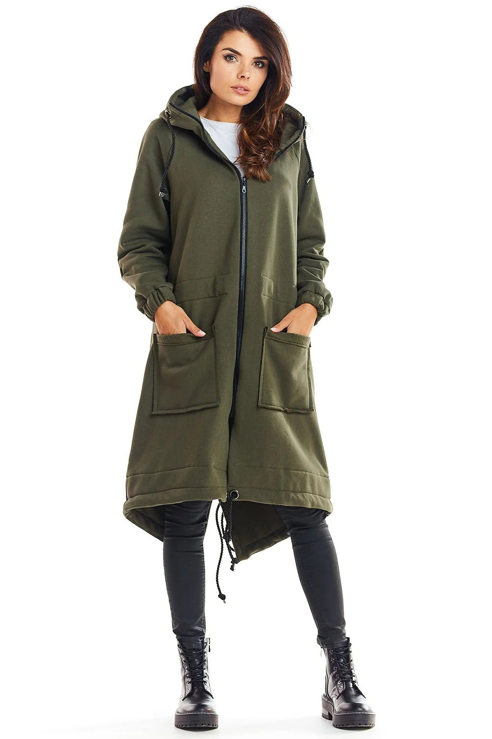 Manteau long ample beige coton style décontracté moderne avec capuche pour femme élégante et confortable