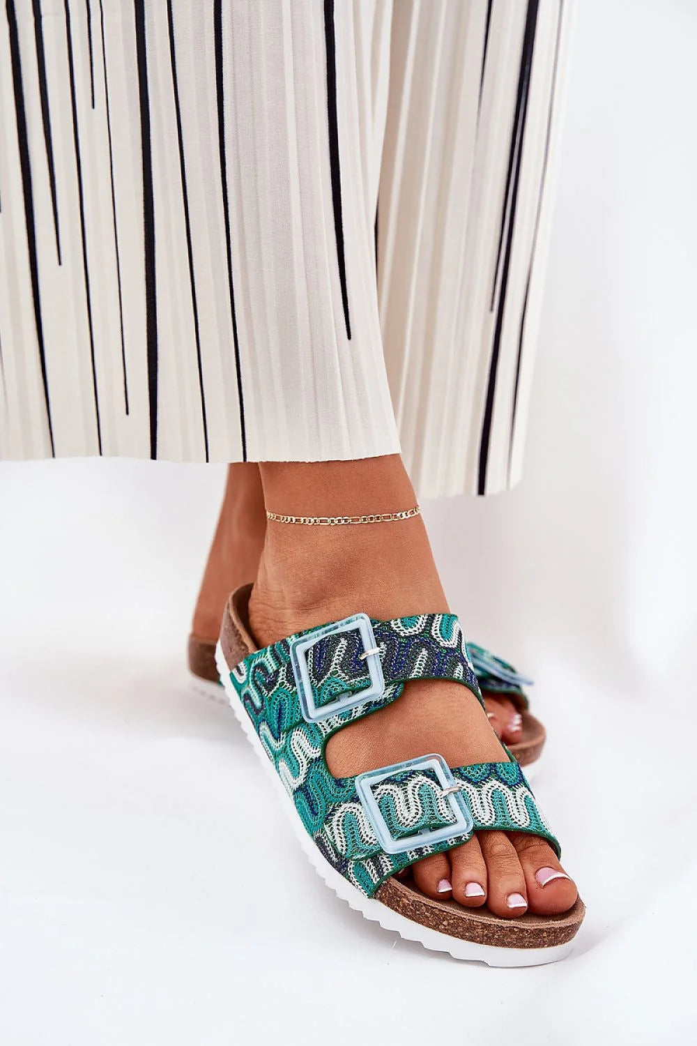 Sandales féminines modernes en tissu motifs abstraits bleu vert blanc cuir suédé semelle liège plateforme talon plat