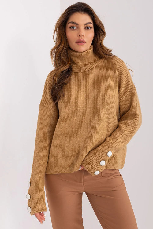 Pull col roulé femme manches longues maille douce beige camel coupe ample épaules tombantes boutons décoratifs