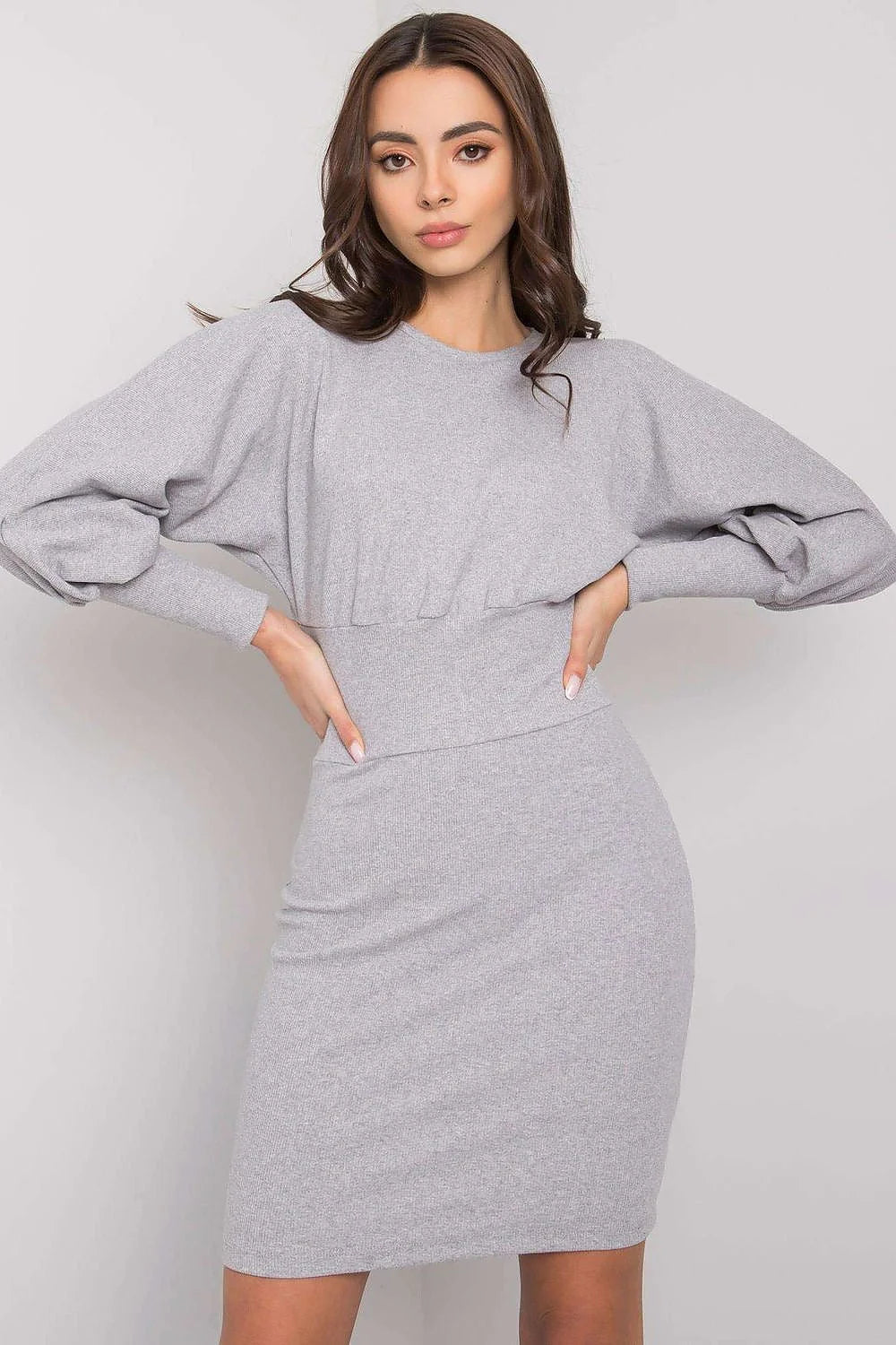 robe ajustée femme manches ballon longues poignets resserrés col rond mini genou rouge vif côtelée extensible coton élasthanne Rue Paris