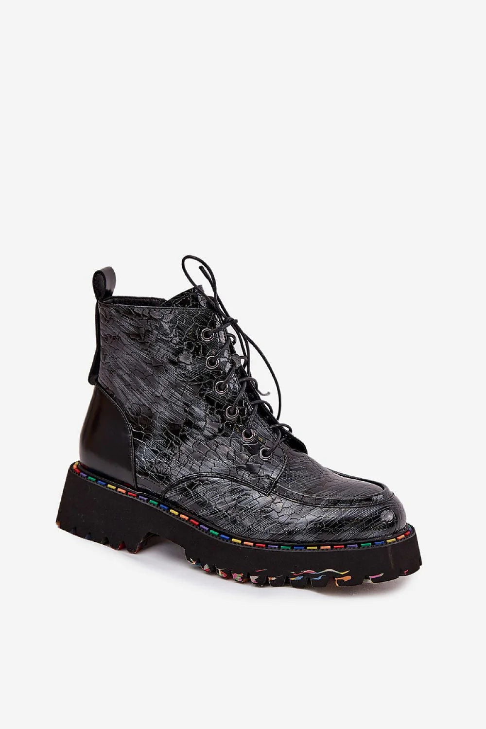Bottines femme Artiker cuir naturel embossé croco verni lacets fermeture éclair oeillets bride arrière semelle crantée talon bas polyvalentes