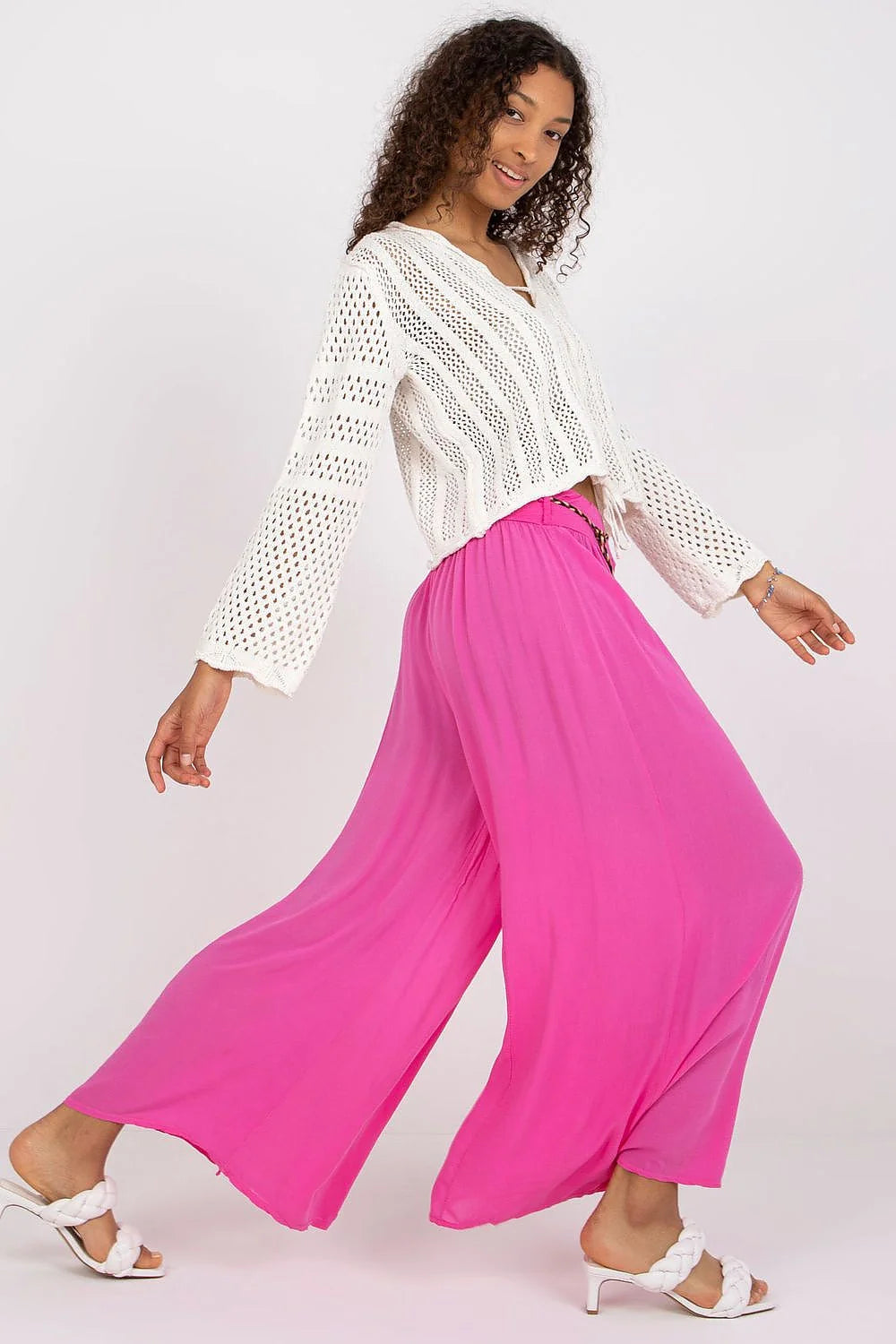 Ensemble féminin chic crop top et pantalon large femme noir ajusté confort matières douces
