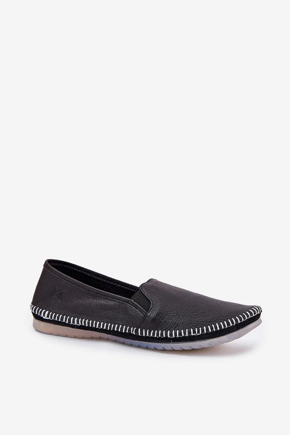 Mocassins femmes cuir noir élégance confort design moderne coupe basse bout rond élastiques latéraux semelle caoutchouc occasion versatile