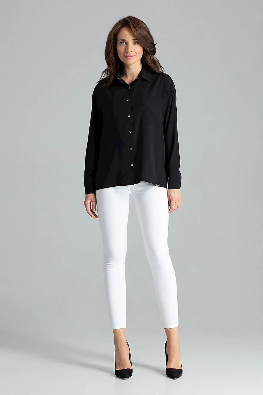 Chemise élégante pour femme en tissu fluide beige manches longues style classique et polyvalent