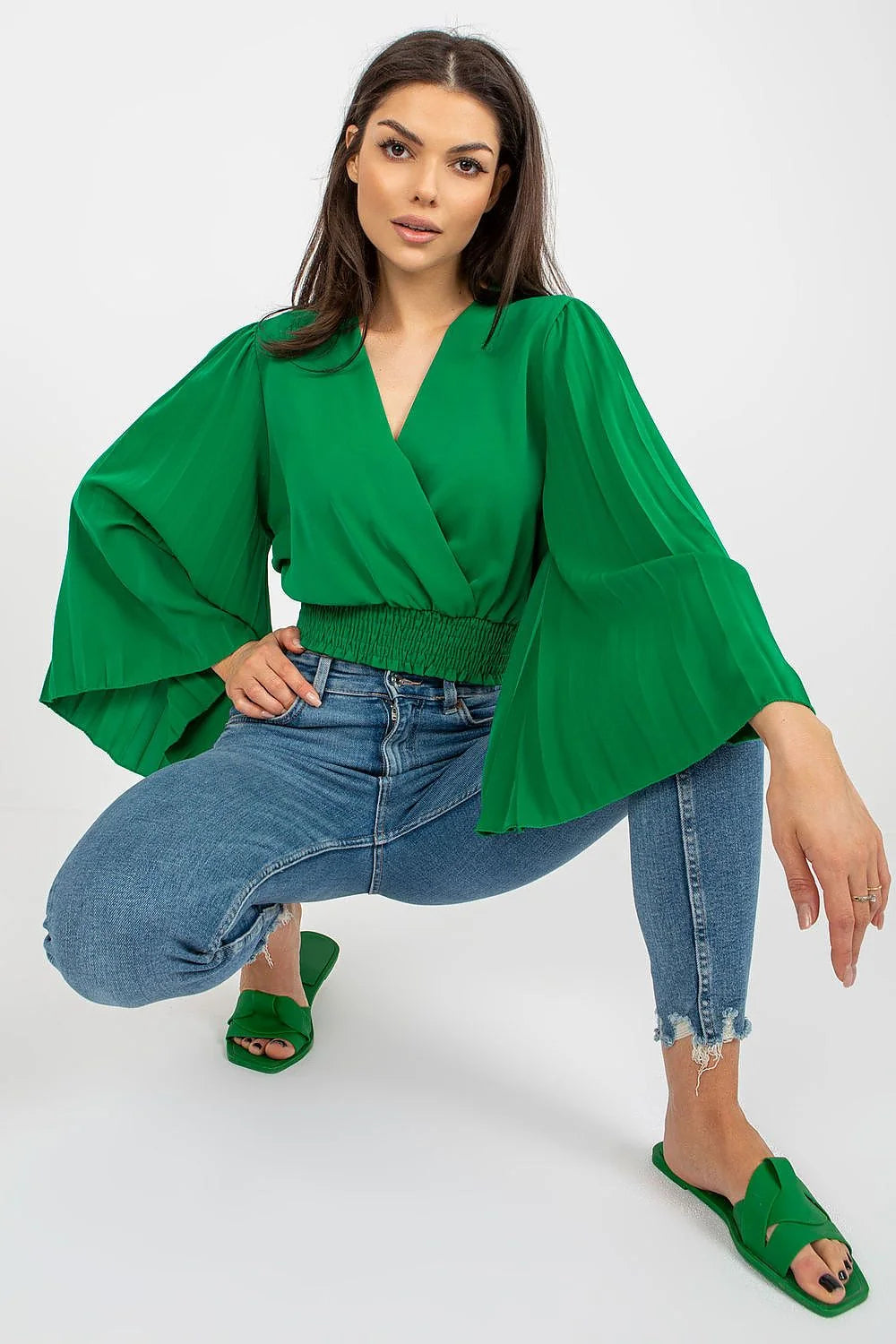 Chemisier féminin élégant encolure V profonde manches longues pleatées élastique à la taille couleur verte vif polyester 95 elasthanne 5 femme