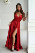 robe soirée longue satin rouge fendue fente haute cuisse décolleté plongeant V bretelles fines taille cintrée jupe fluide