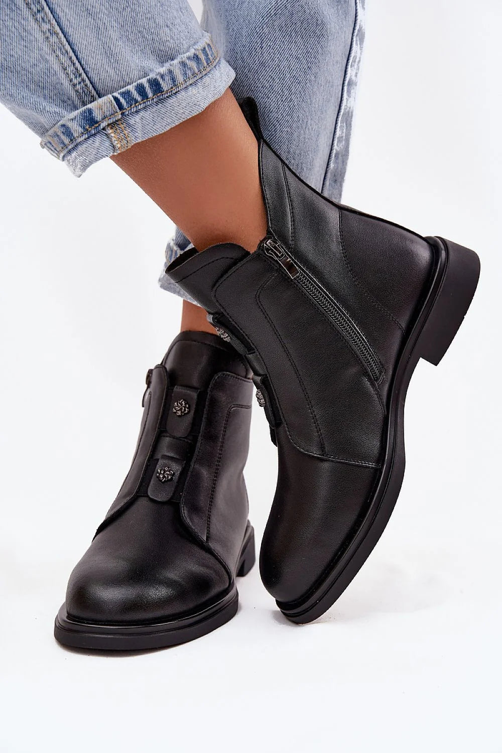 bottines femme cuir naturel noir cheville bout rond petit talon plat doublure douce fermeture éclair latérale semelle profilée