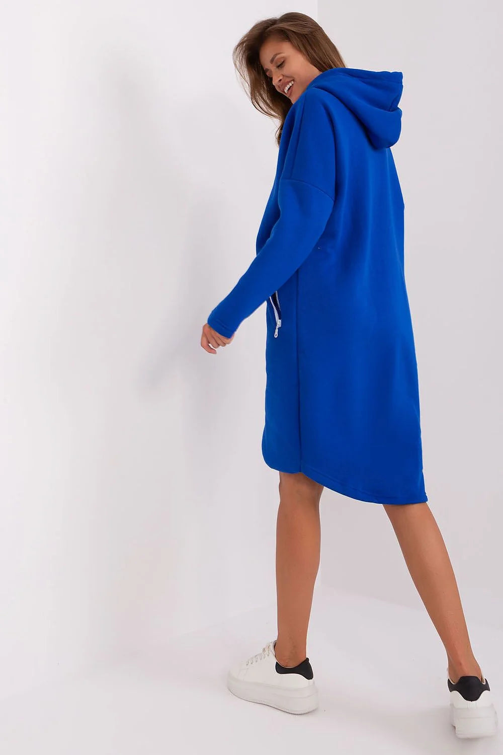 Sweatshirt femme coupe allongée longues manches capuche fermeture éclair poches latérales coton élégant casual mode vêtement