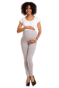 Ensemble maternité confortable t-shirt blanc leggings gris tailles hautes maternité style moderne élégant femmes enceintes matériaux doux haute qualité