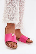 Sandales pour femmes design moderne style contemporain rose vif métal V semelle liège durabilité écolabellisée