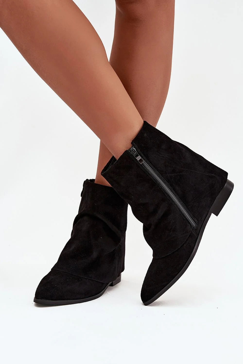 bottines suédine écologique noir slouch tige froncée bout pointu talon compensé caché 7cm doublure douce fermeture éclair semelle antidérapante automne