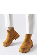 Bottines Chelsea pour femmes en suède couleur camel, design moderne, semelle en caoutchouc résistante, ajustement confortable autour de la cheville, parfaites pour l'automne et l'hiver