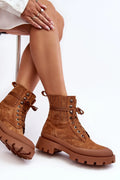Bottines trappeur féminines en daim camel style urbain moderne semelle épaisse lacets métalliques talon plat confortable automne hiver