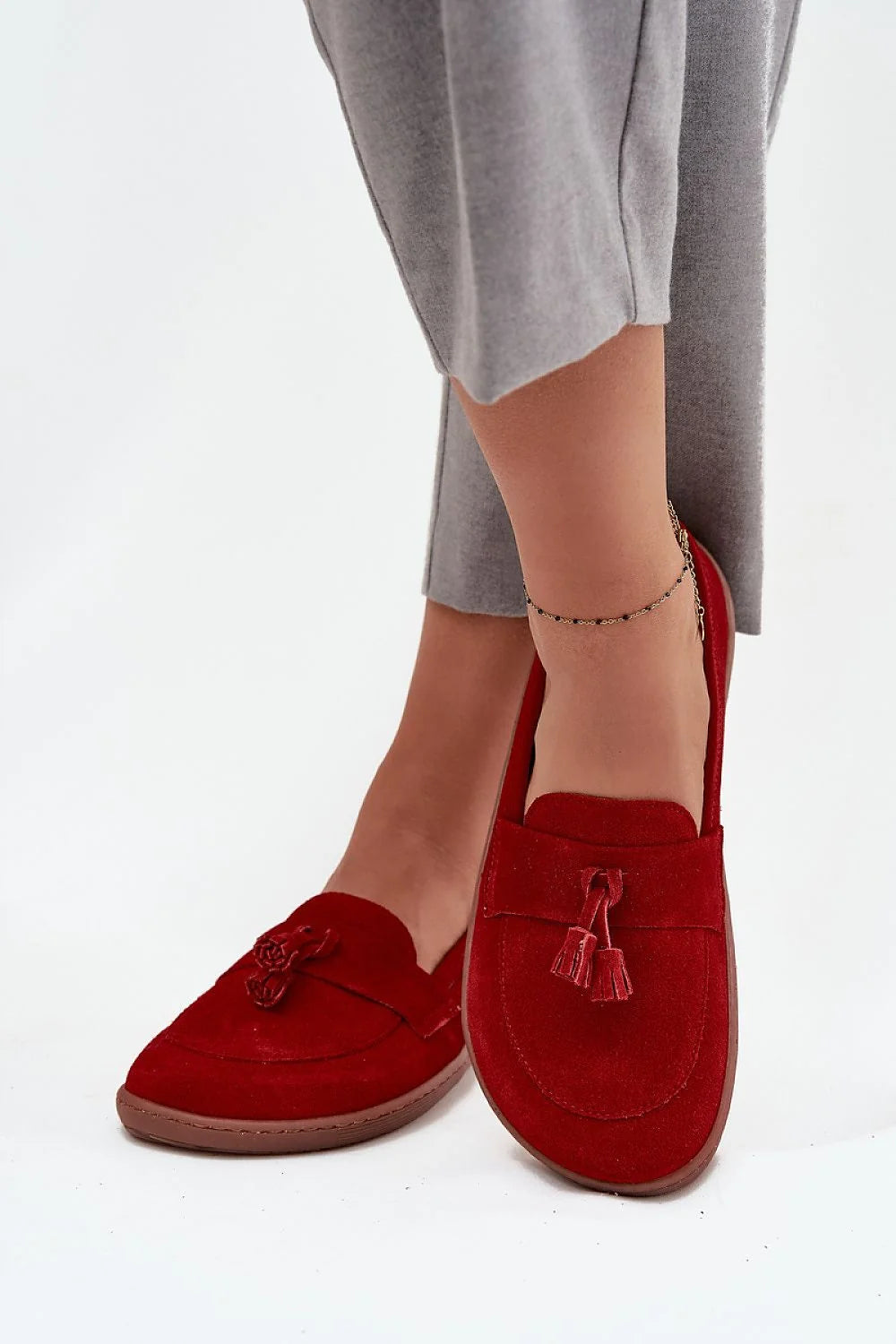 mocassins femme daim bordeaux slipon bout arrondi pampilles décoratives cuir suédé semelle caoutchouc marron plat confortable casual chic polyvalent