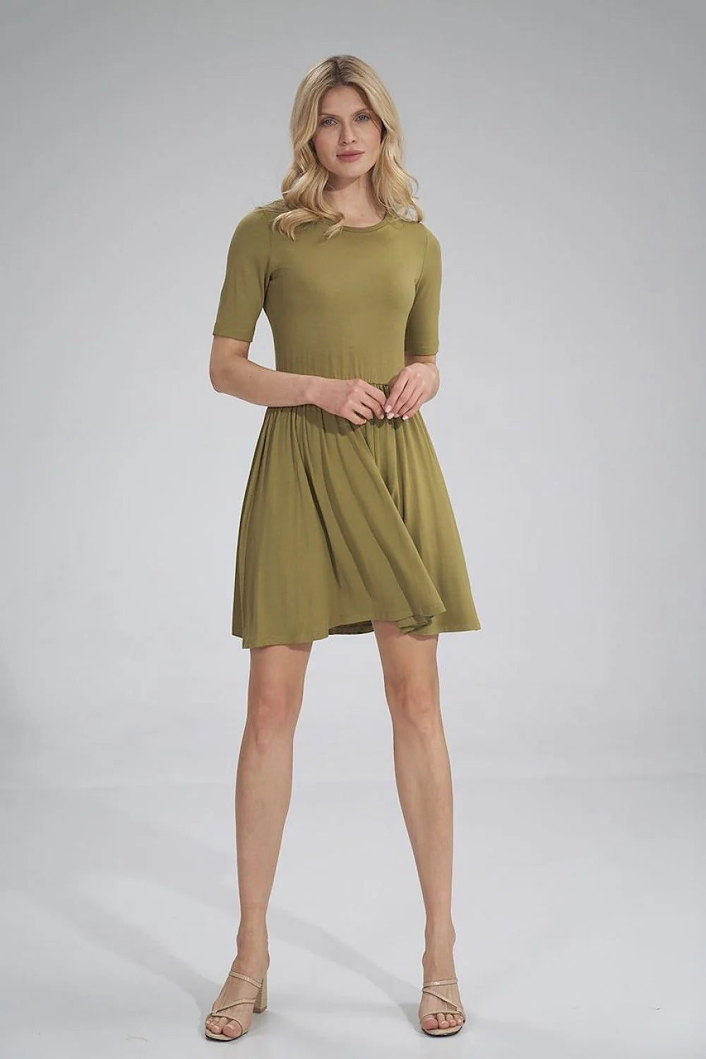 Robe élégante en viscose élasthanne kaki manches courtes silhouette A style décontracté pour femme
