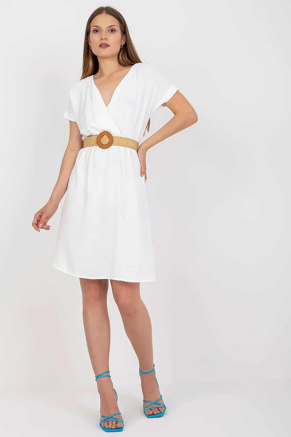 Robe de jour élégante Parisienne manches courtes en coton beige taille ajustable pour femme