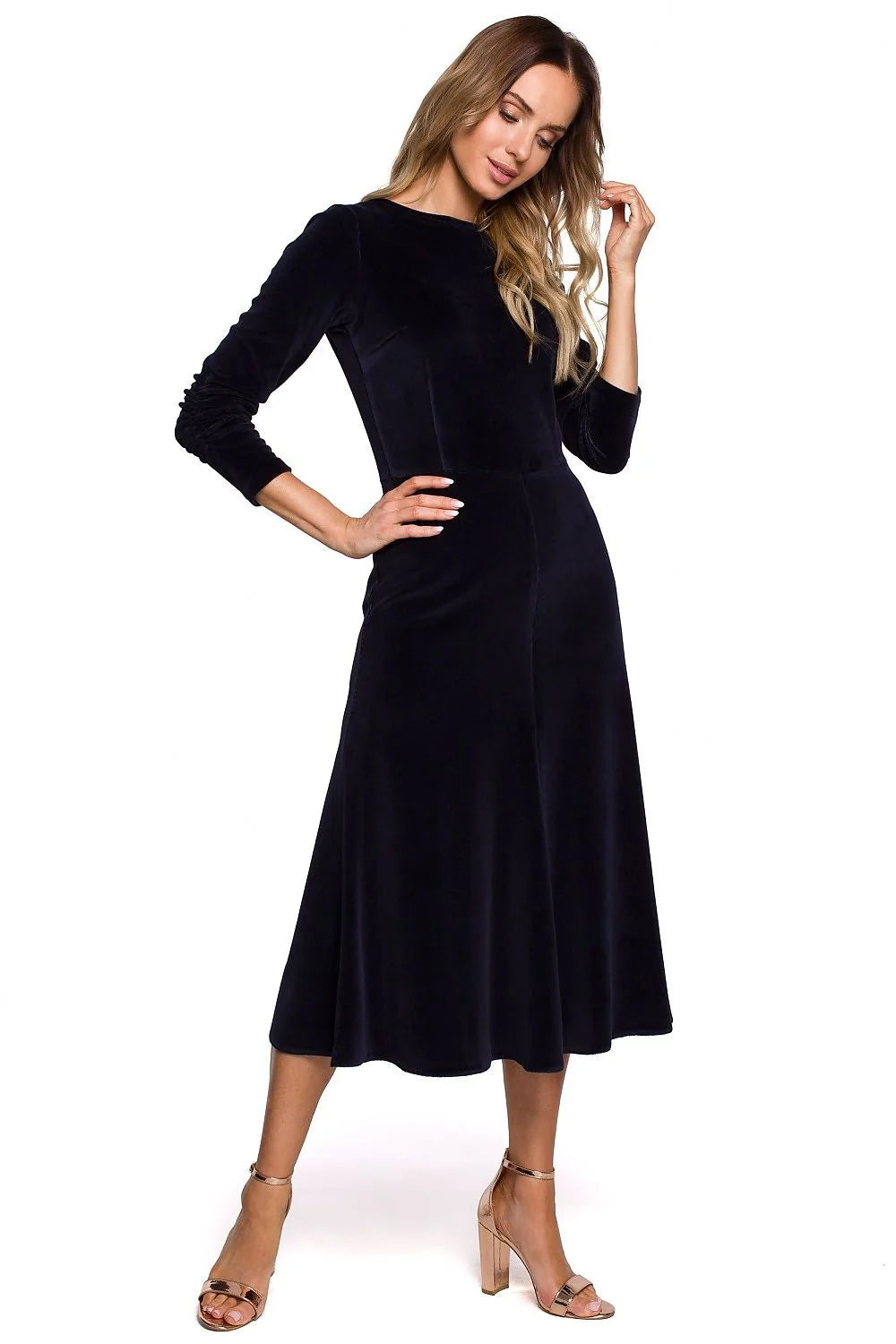 Robe élégante en velours noir chic manches longues volants mi-longue soirée femme style classique