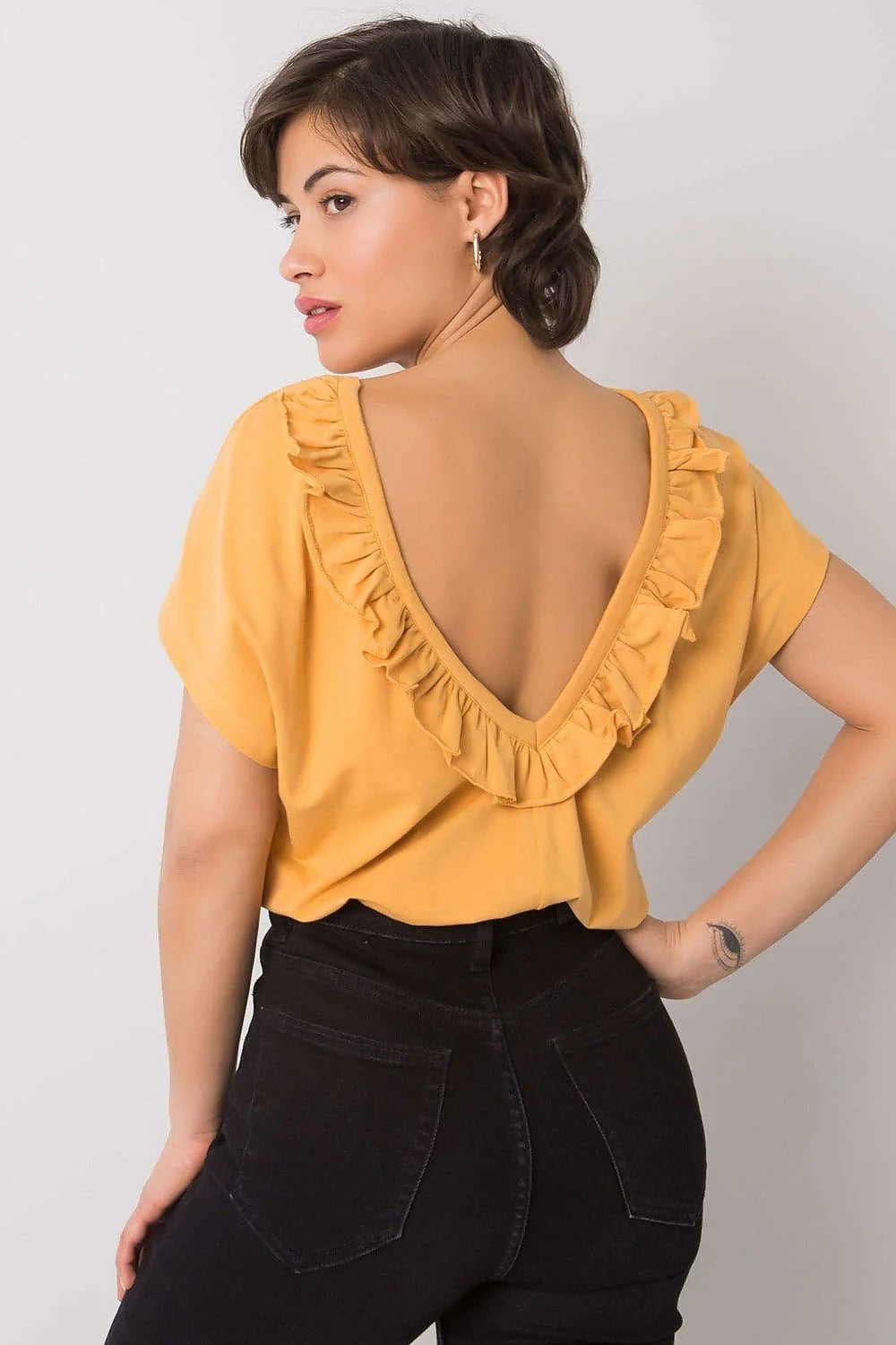 Chemisier élégant pour femme en coton 95% lycra 5% coupe ample manches courtes beige pâle sans motifs