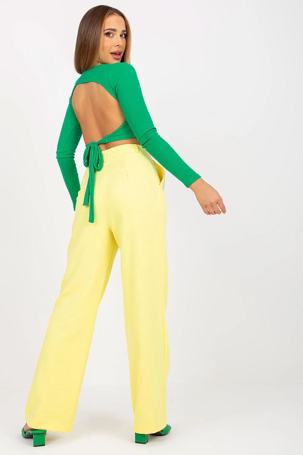 Pantalon femme Rue Paris large jaune vif maille douce haute taille manches longues mules vert audacieux été 2023