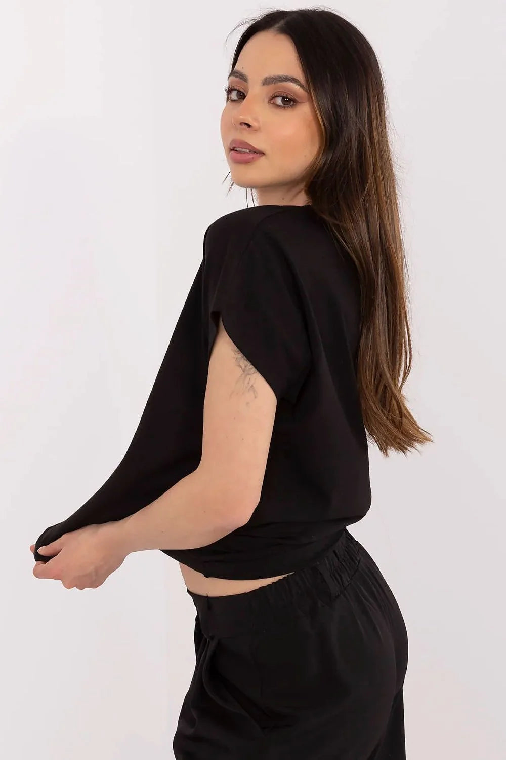 T-shirt pour femmes en coton motifs cœur sequins Forever Love style décontracté manches courtes encolure V noir
