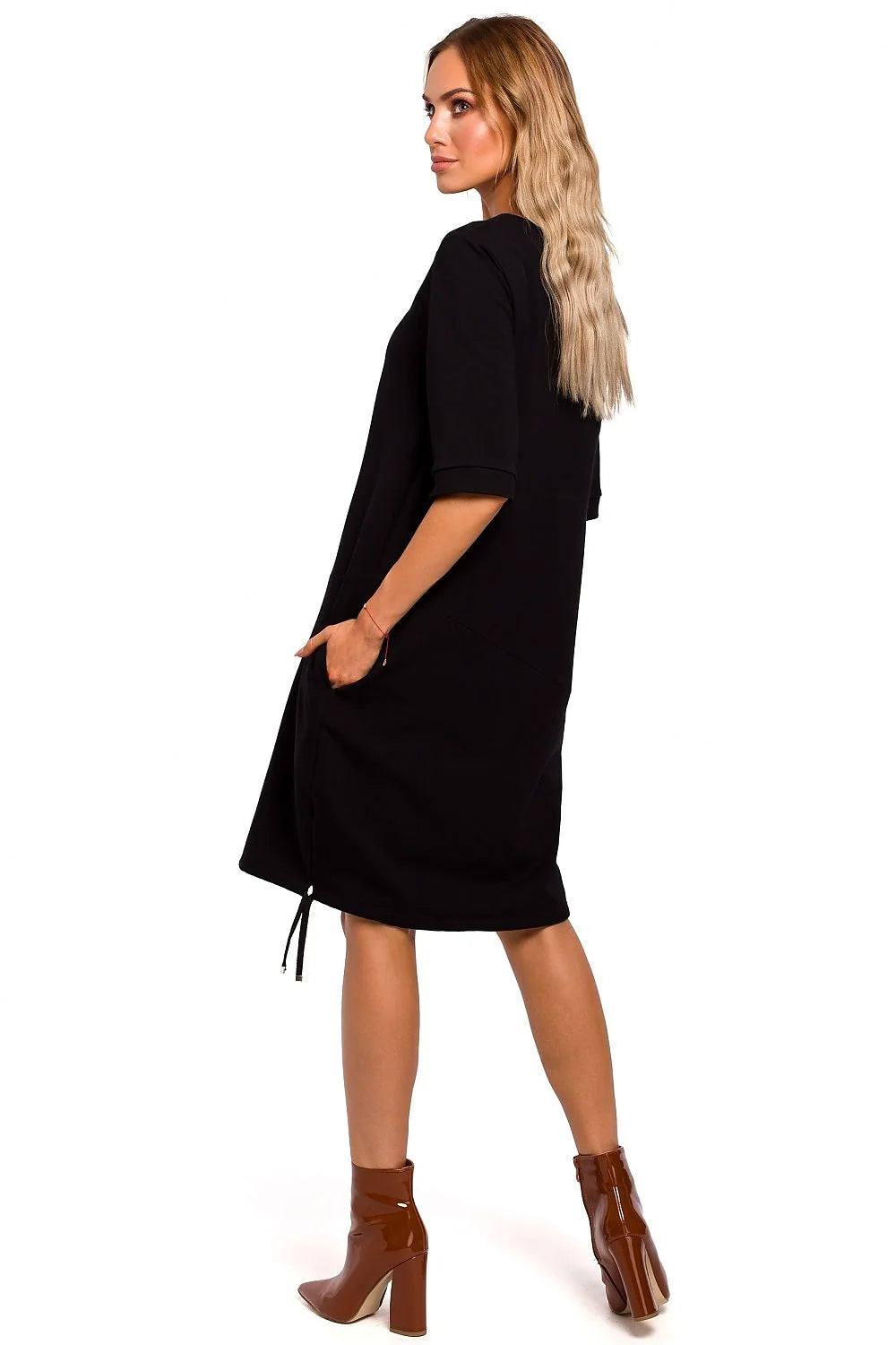 Robe mi-longue coton casual élégante marron camel confortable avec poches pour femmes modernes actives