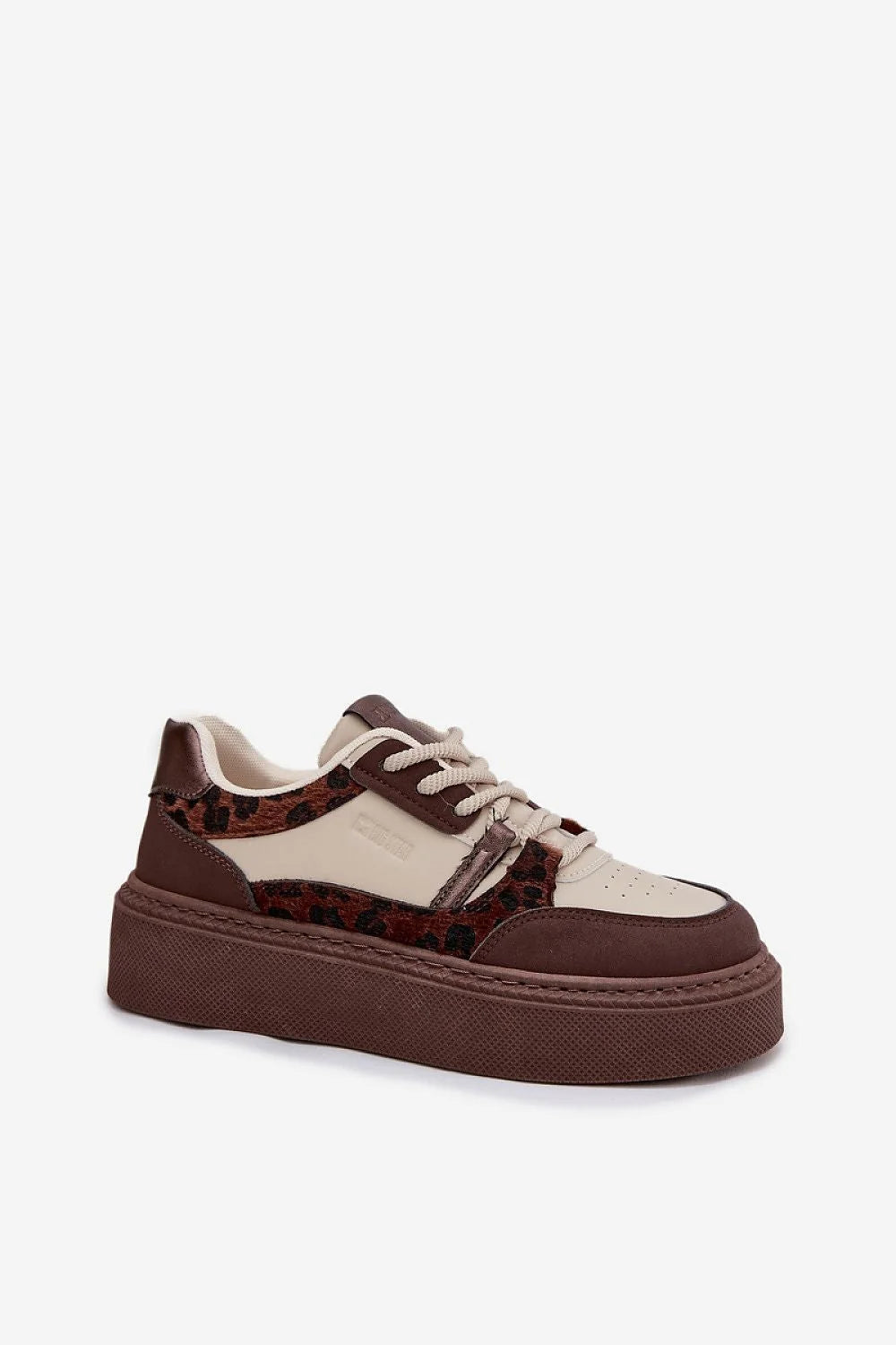 sneakers femme compensées beige marron plateforme semelle épaisse motif léopard cuir synthétique textile perforé laçage assorti col rembourré