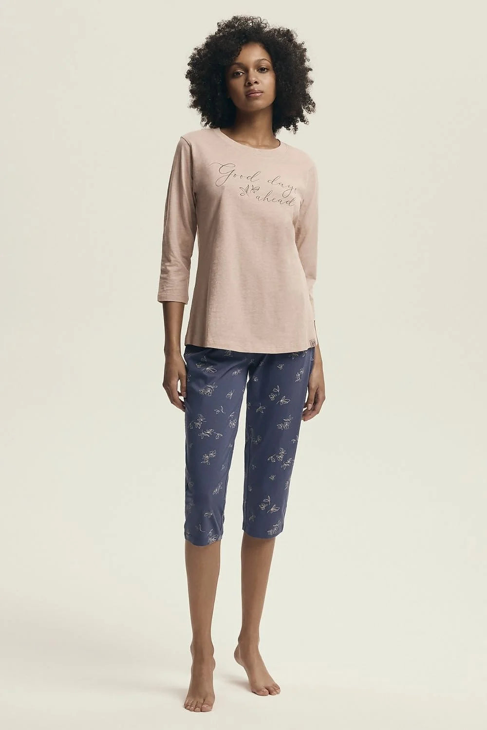 pyjama femme coton doux respirant haut manches troisquarts col rond slogan lettrage script pantalon capri imprimé floral ceinture élastique confort