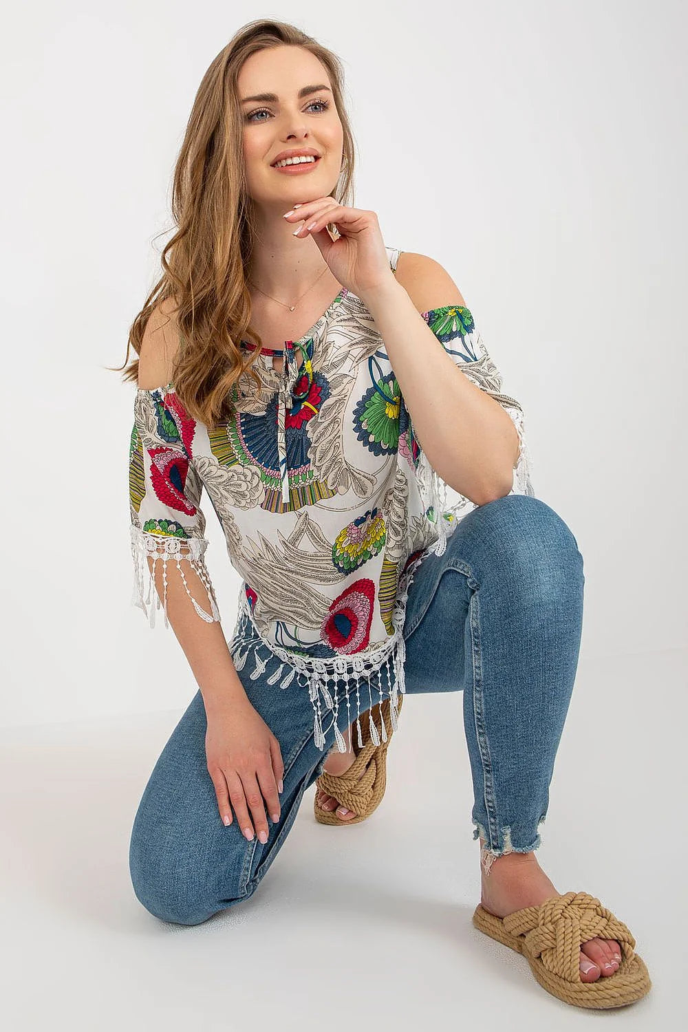 blouse bohème moderne femme coton polyester fluide imprimé floral multicolore manches trois quarts franges dentelle épaules dénudées col rond noué