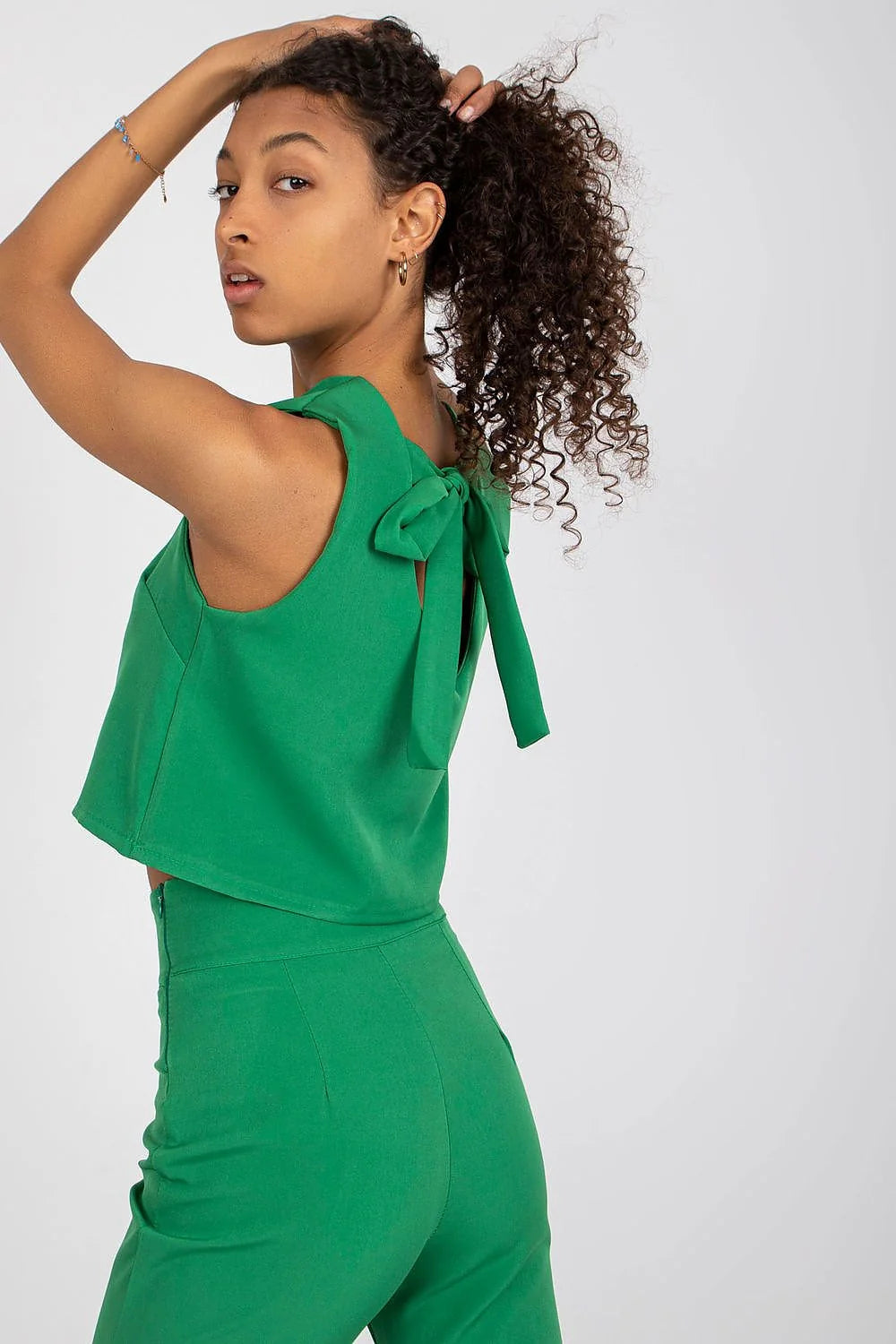 Ensemble Italy Moda féminin élégant crop top sans manches pantalon évasé noir matières élasthanne polyester taille haute ajustable femmes occasions多种
