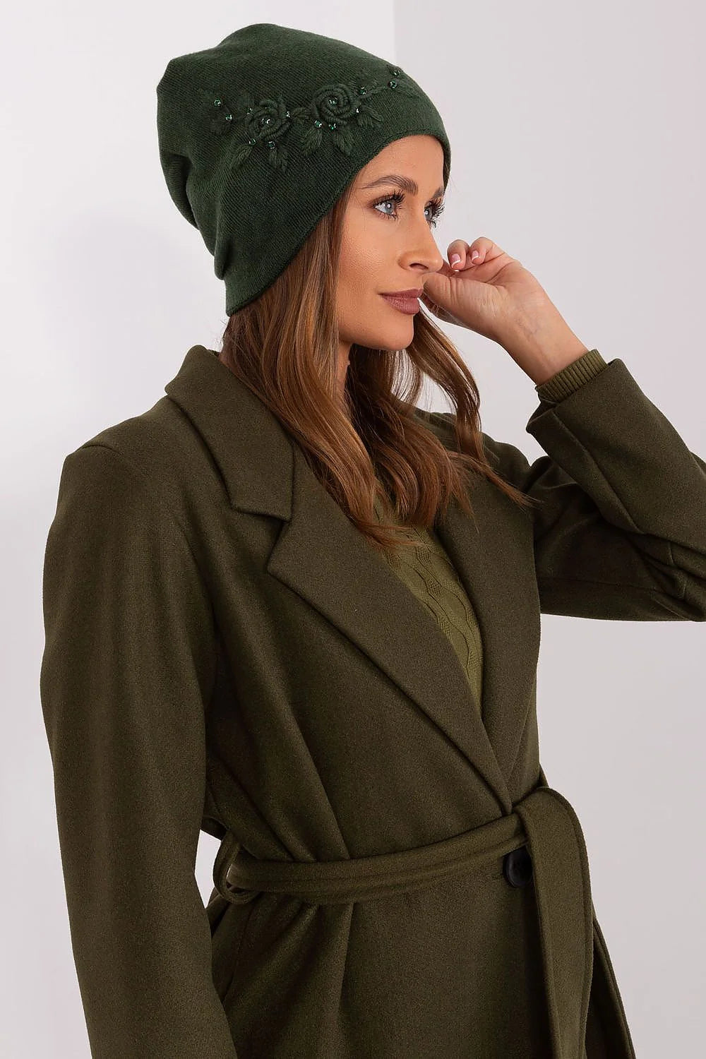 Bonnet d'hiver élégant en tricot acrylique coton cachemire pour femme, style classique, couleur verte, accessoire mode