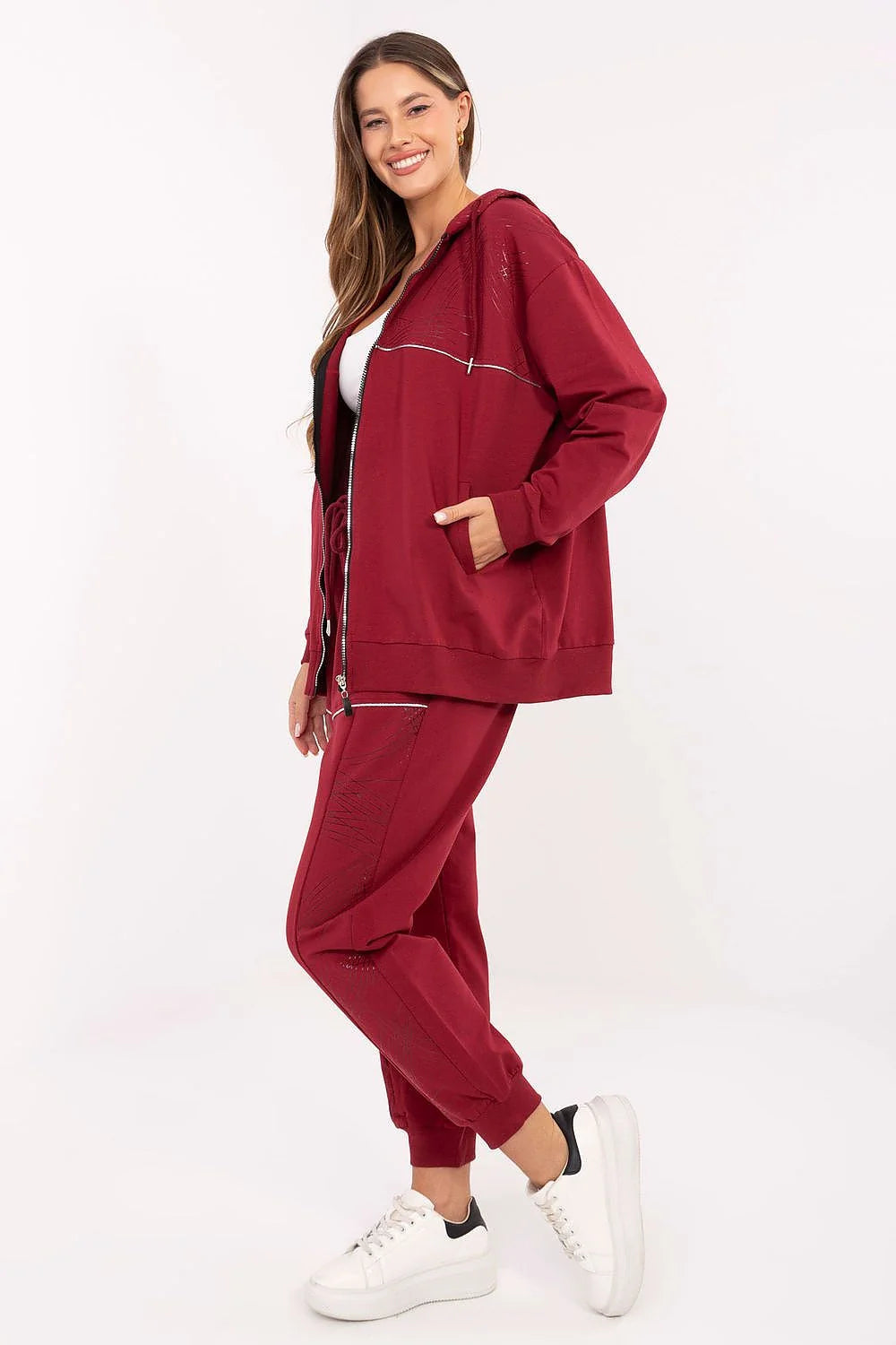 ensemble survêtement femme bordeaux molleton léger sweat capuche zippé liseré pantalon jogger taille haute cordon poches latérales côtelés confortable