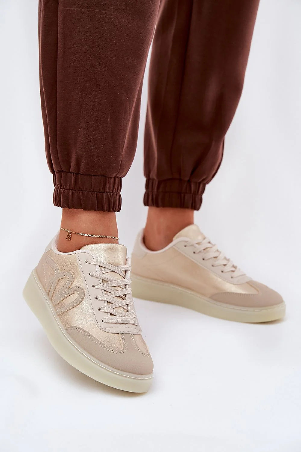 Chaussures de sport Step in style pour femmes, baskets basses en cuir écologique, confort tout le jour, design moderne et polyvalent, idéales pour le quotidien et les loisirs, look tendance et durable