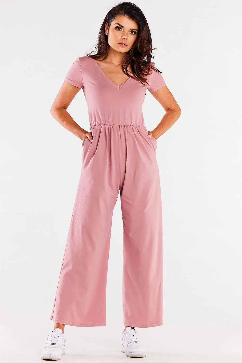 combinaison femme moderne élégante coupe ample taille élastiquée manches courtes col V coton lycra jersey doux rose poudré poches latérales