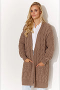 cardigan long tricoté torsadé oversize mi cuisses encolure V bouton doré manches bouffantes poches plaquées cosy chaud taupe élégant confortable